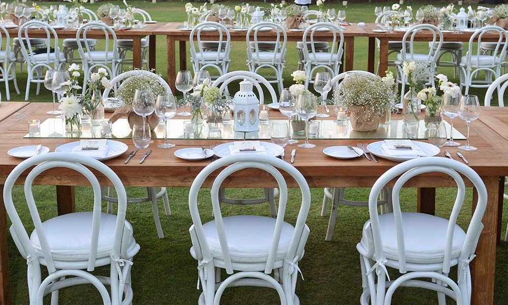 Stay Trendy and Fashionable with the White Bentwood Chairs