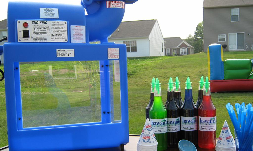How Snow Cone Machine Helps to Organize a Cool Party in Summer