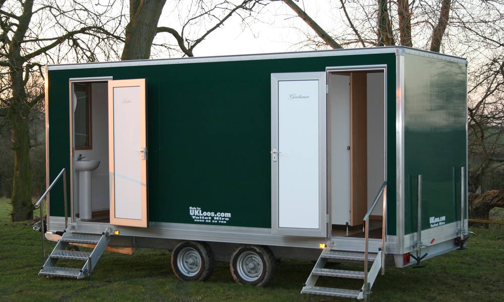 The benefits of hiring a portable toilet for outdoor events