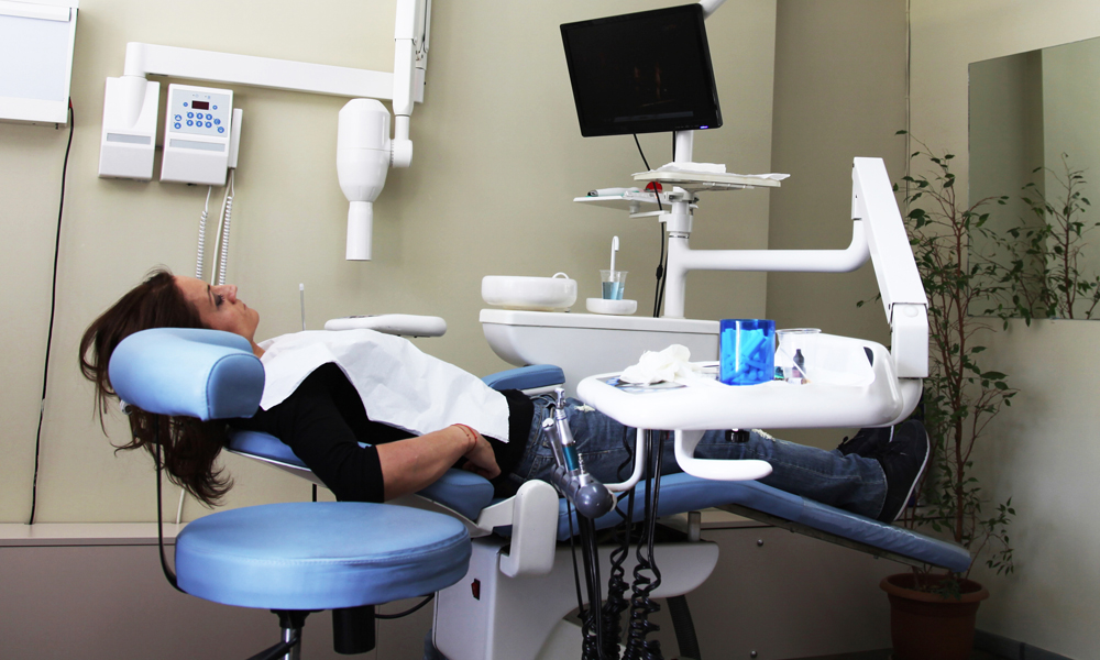To avoid knowing what is going on in your mouth, go for Sedation Dentistry