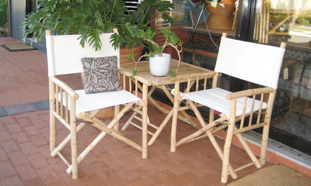 Save The Space By Using The Foldable Bamboo Chairs