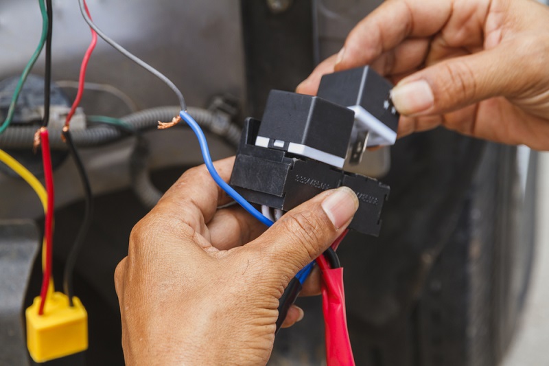 How an Auto Electrician May Prove to be Helpful?