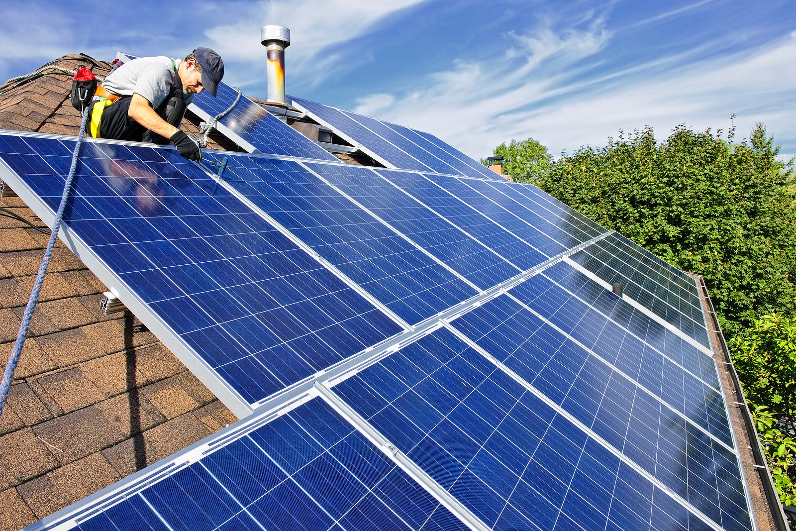 Installing Solar Panels Can Increase Your Home’s Value When it Comes Time to Sell