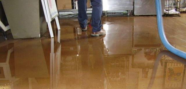 Water Damage Cleanup Service