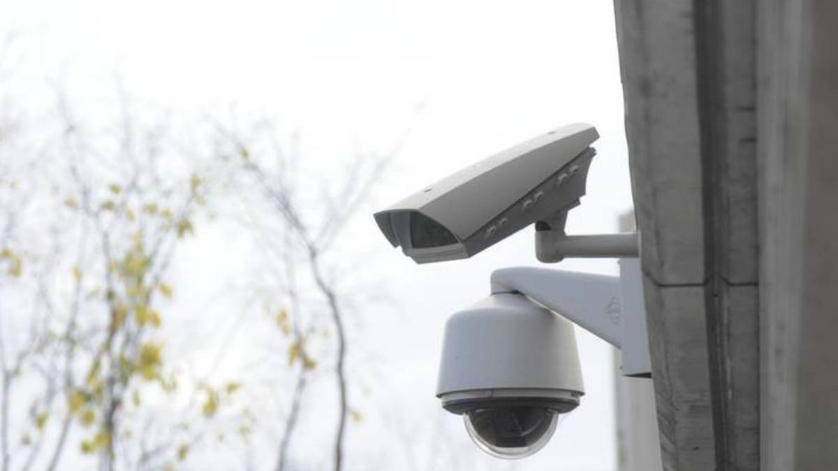 Effect of cctv on public safety