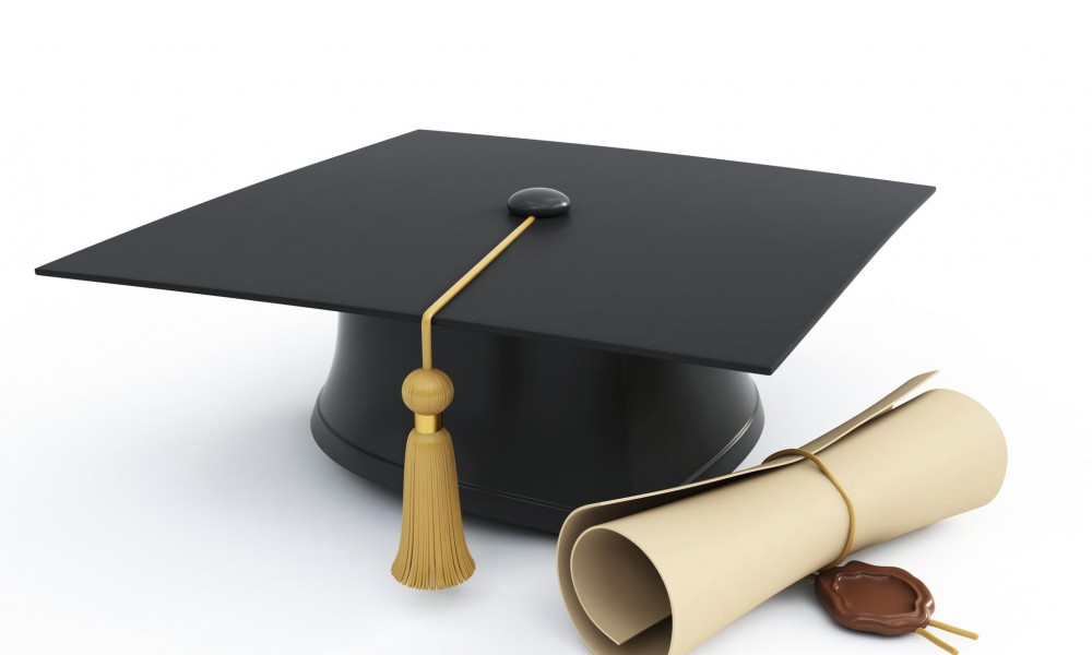 Benefits of How a College Degree Replica Can Aid You