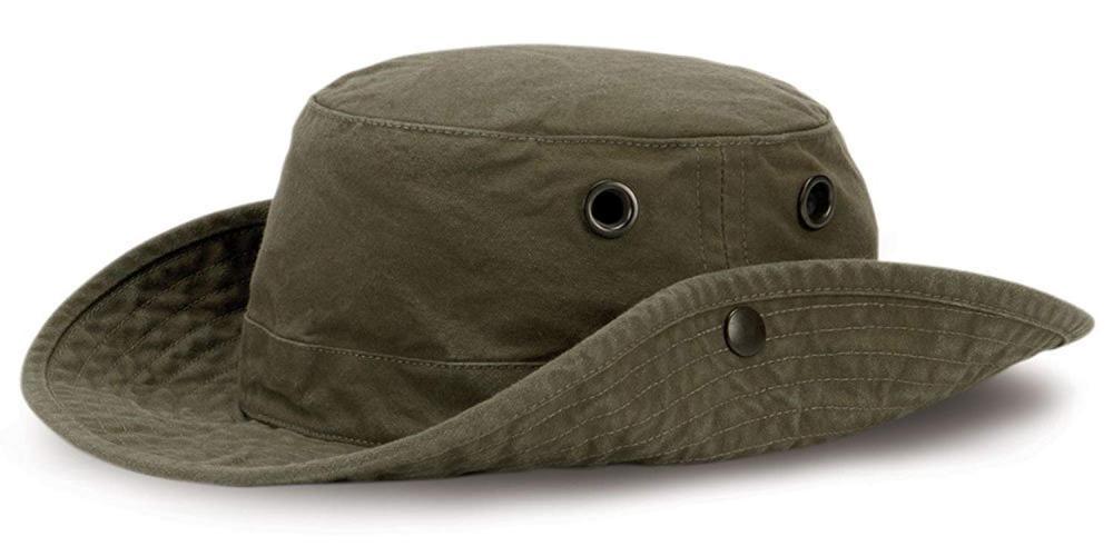 How to Buy a Hiking Hat?