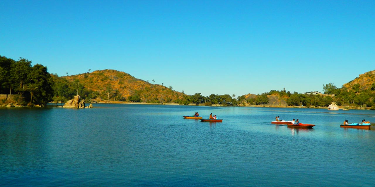 7 of the Most Beautiful Lakes to Visit in Royal State of Rajasthan