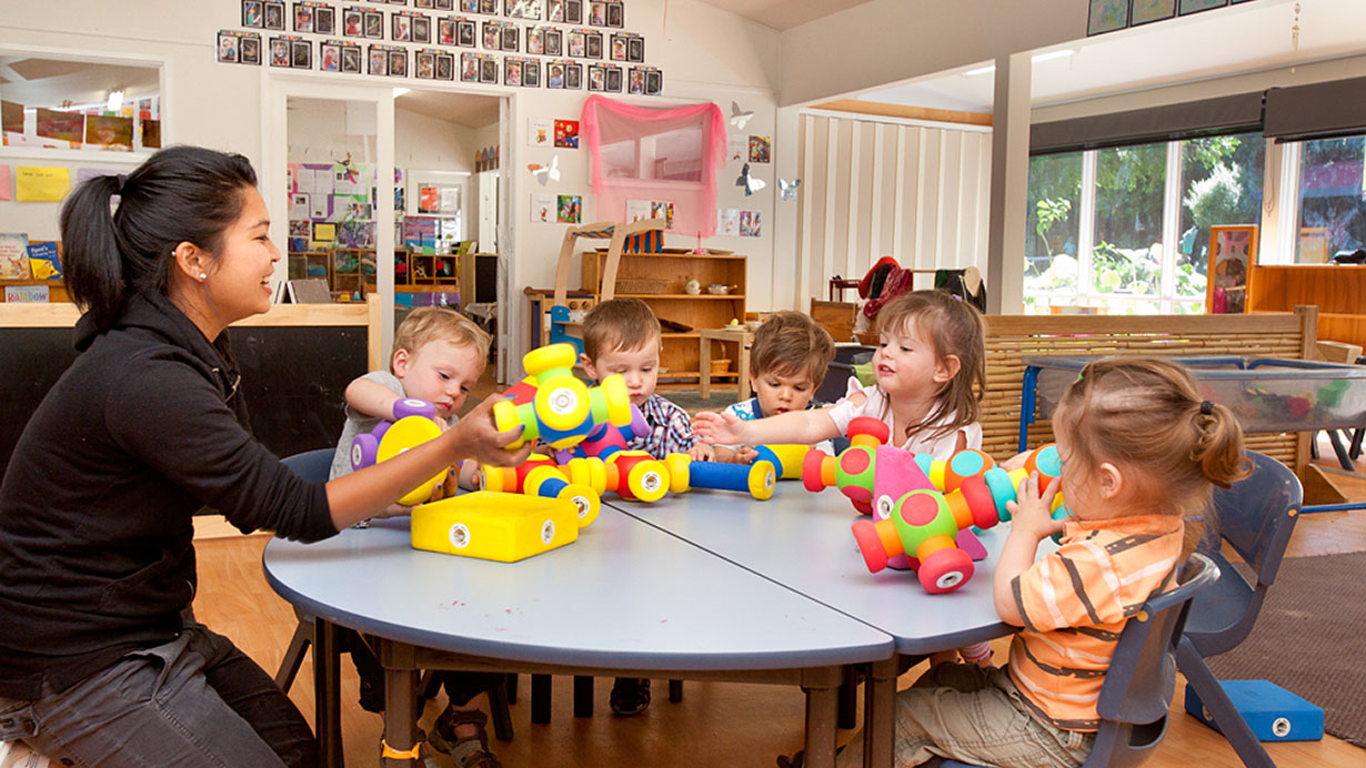 How Diploma in Childcare Help You to Make Career Bright
