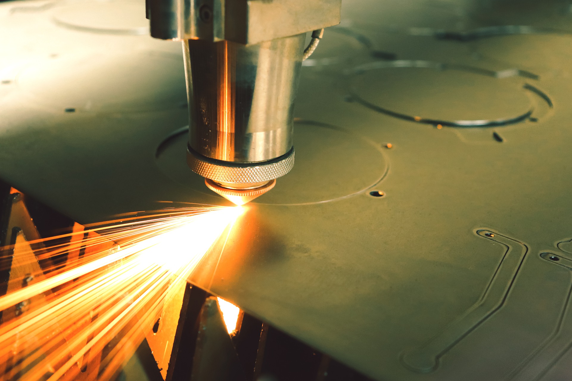 Tips And Benefits Of 3D Laser Cutting