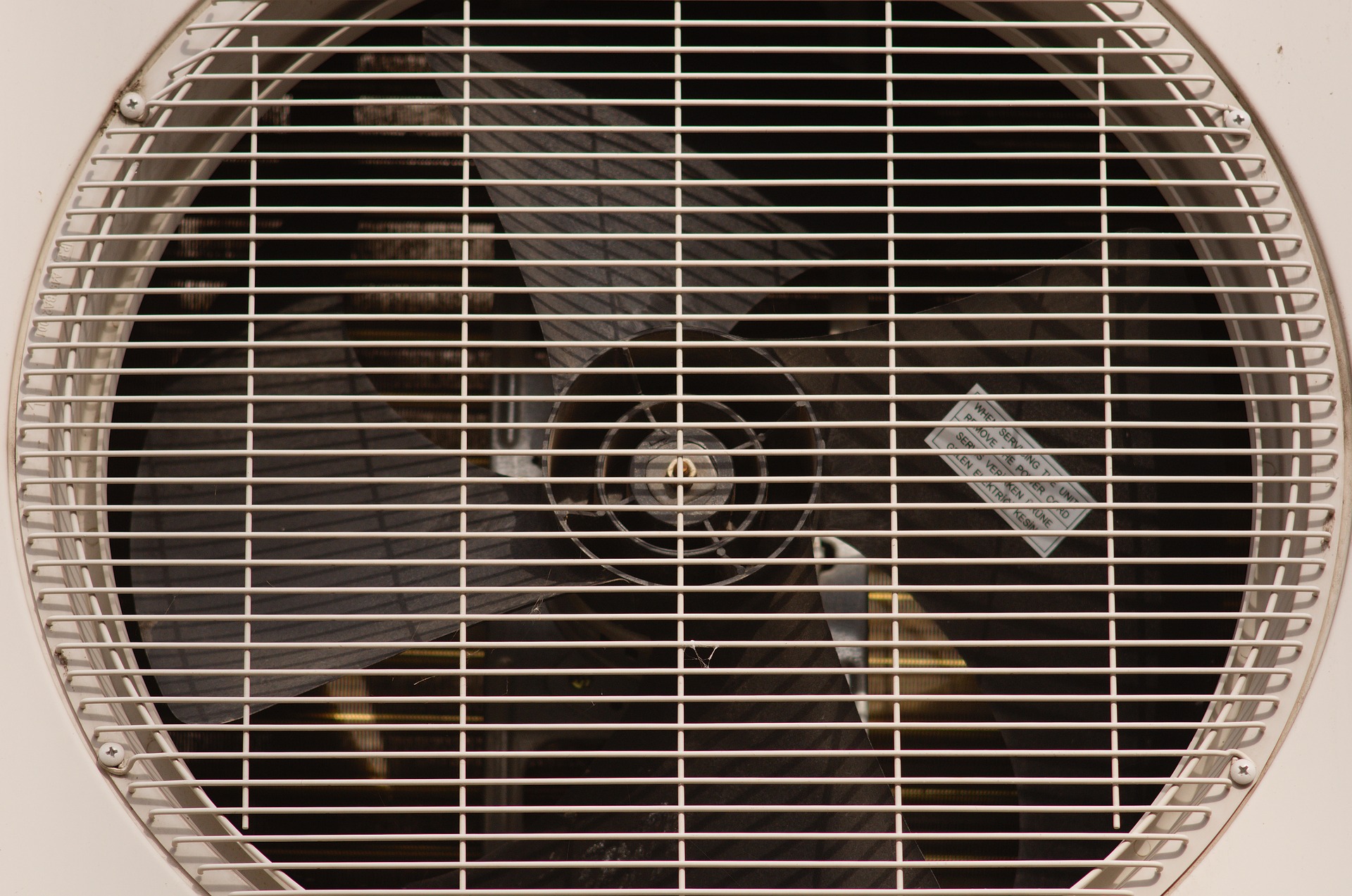 Early Signs Indicating Your Air Conditioner Needs Repair