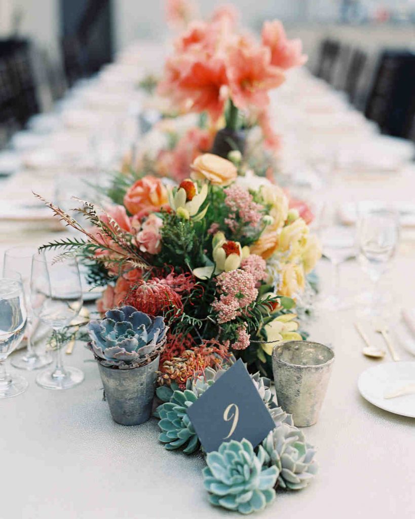 the-rustic-and-bright-flowery-table-top