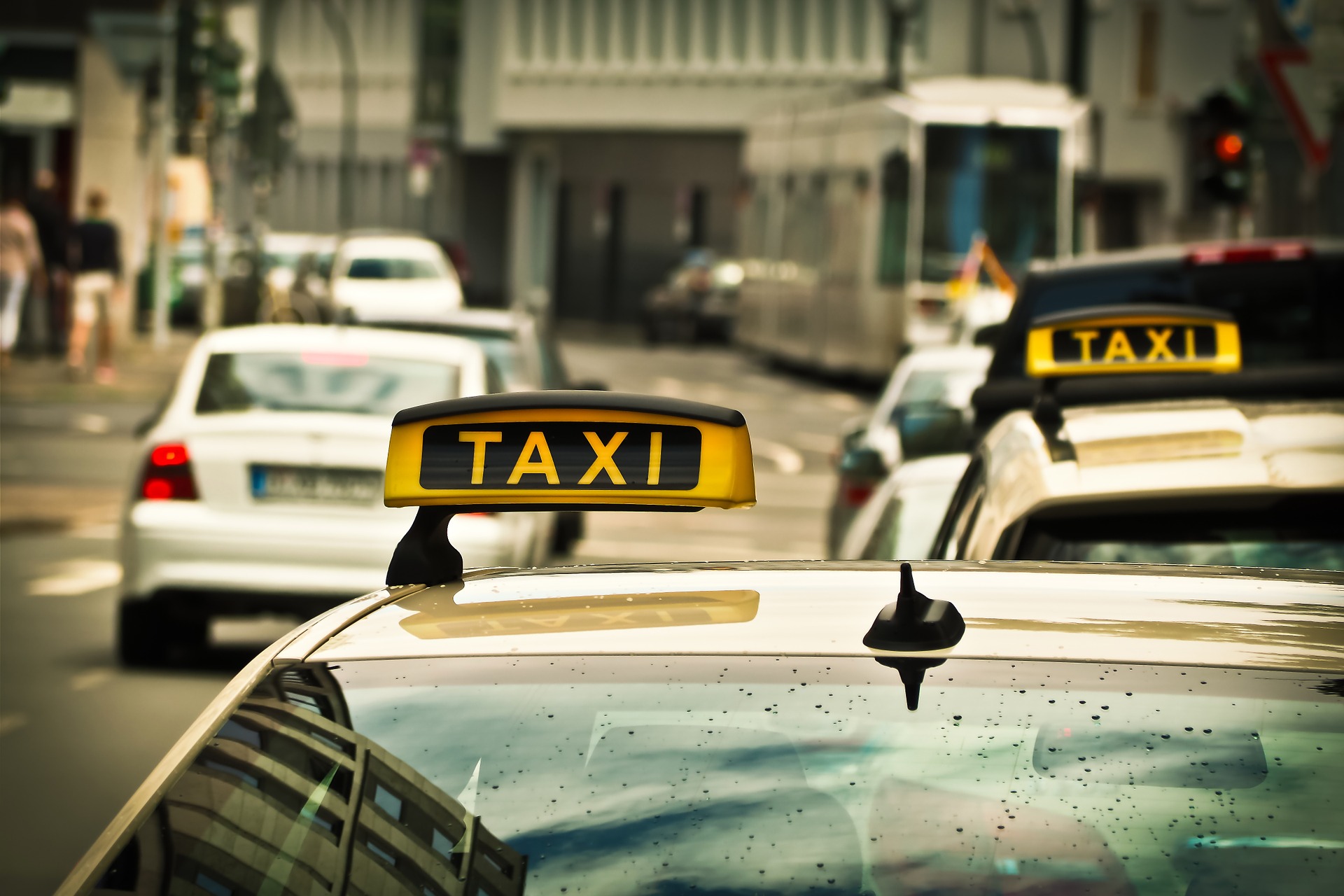 Tips for Choosing Best Outstation Taxi Service in India