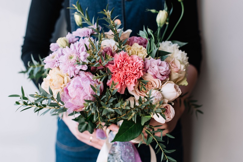 How to Choose the Right Flower Bouquets?