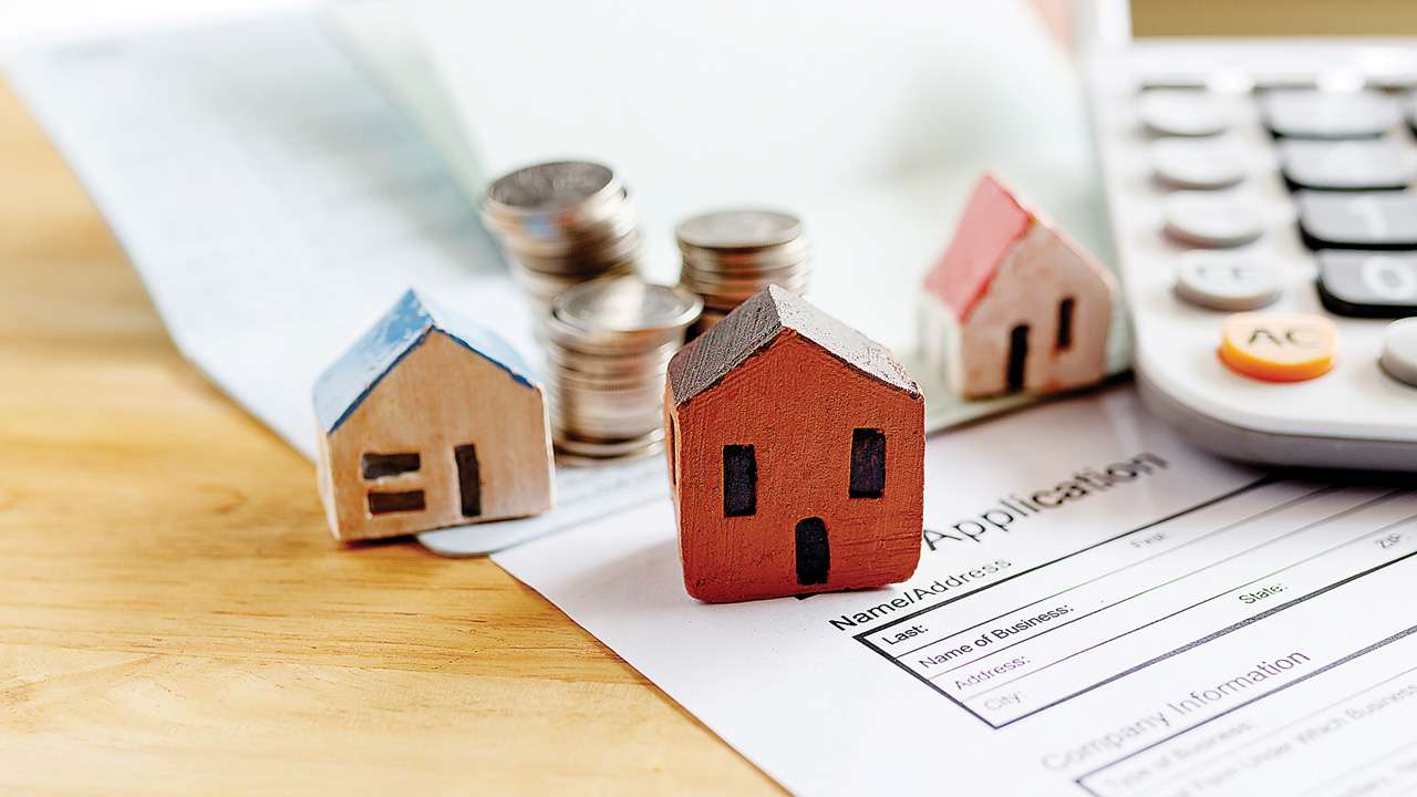Should you invest your extra funds, or prepay your Home Loan?