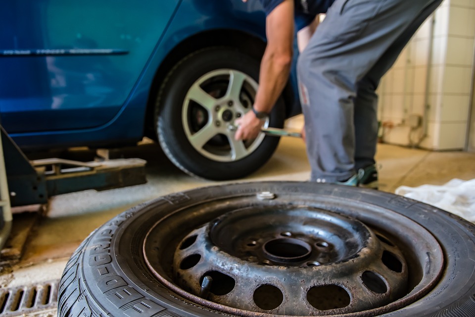 Things To Consider While Getting Your Car From The Servicing Center