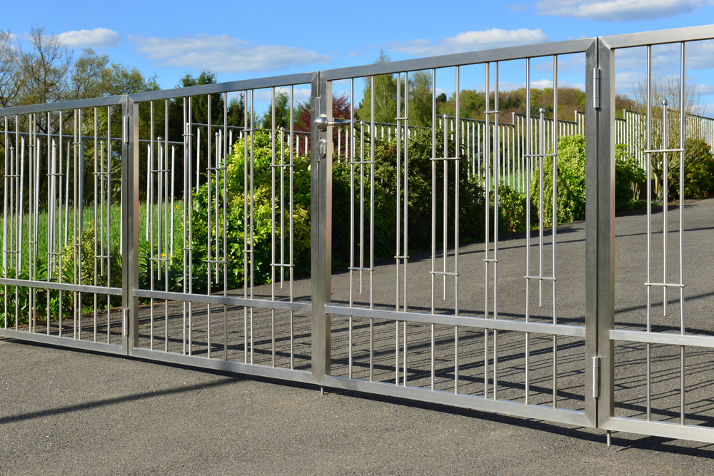 Notable Importance of Installing Automatic Commercial Gates on Properties