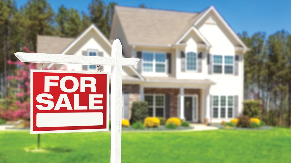 How To Sell Your House: A Complete Guide