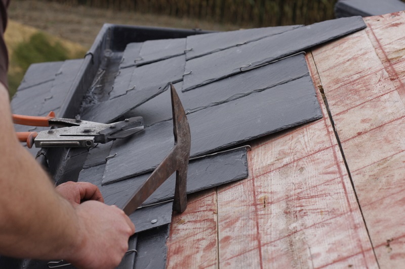 Slate Roofing: Pros, Cons, and a Definitive Guide