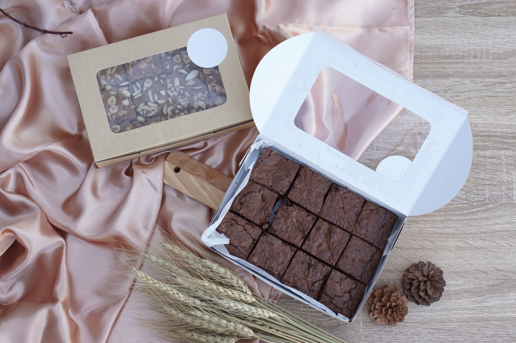 Traditional Branding vs Modern Branding of Brownie Packaging Boxes?