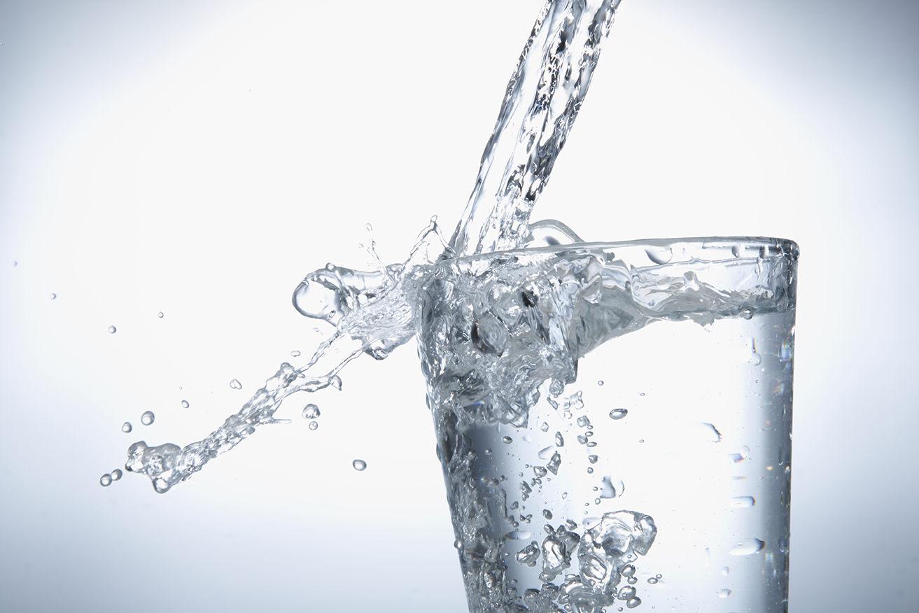 Atmospheric Water Generator Reviews – Installing The Water Filter 2020