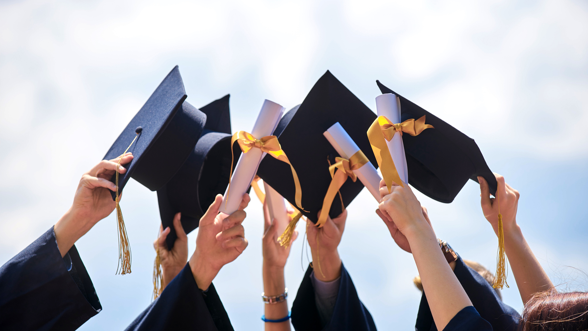 5 Advantages of Opting a One-Year Post Graduation Program