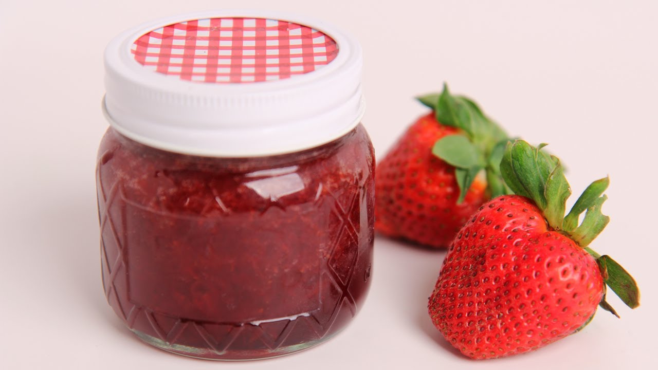 Where to Find the Best Keto-friendly Strawberry Jam