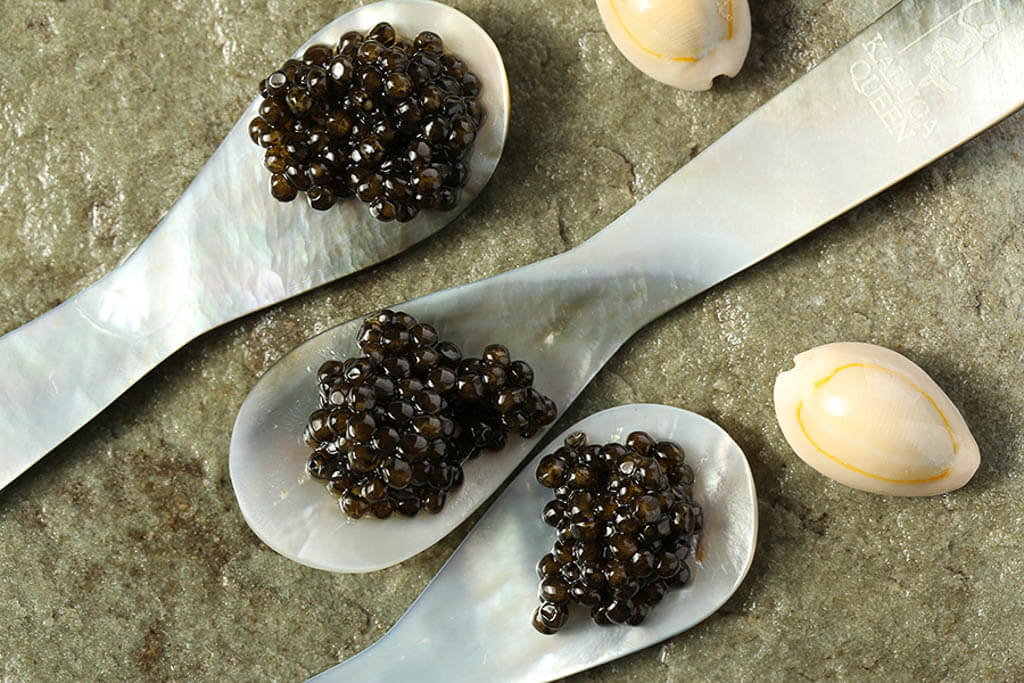 How to Serve Caviar Keeping Their Nutritious Value?