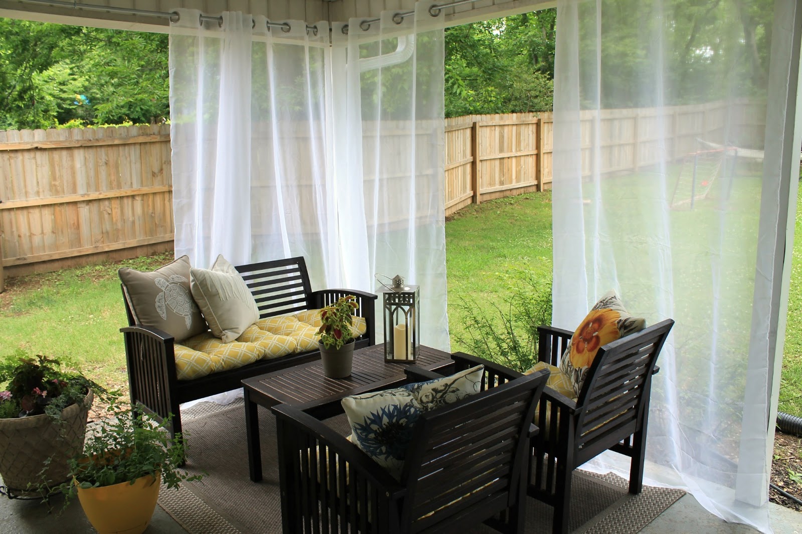 Explore the Different Fabrics for Outdoor Curtains to Know What Is Best for Boosting Your Overall Home Décor