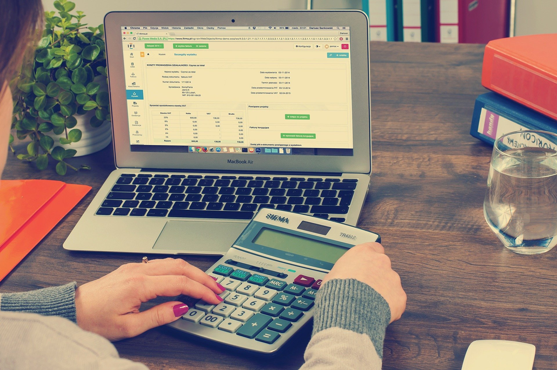 5 Benefits of Outsourcing Your Finance and Accounting Services
