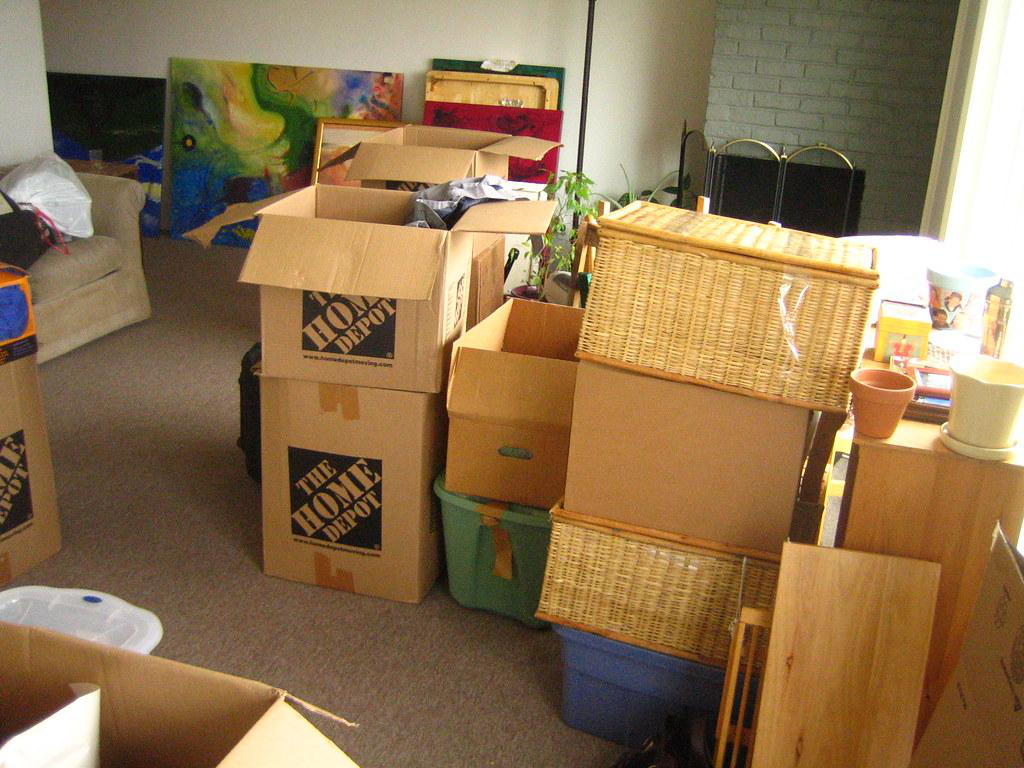 5 Points to Consider While Unpacking After Moving to a New House