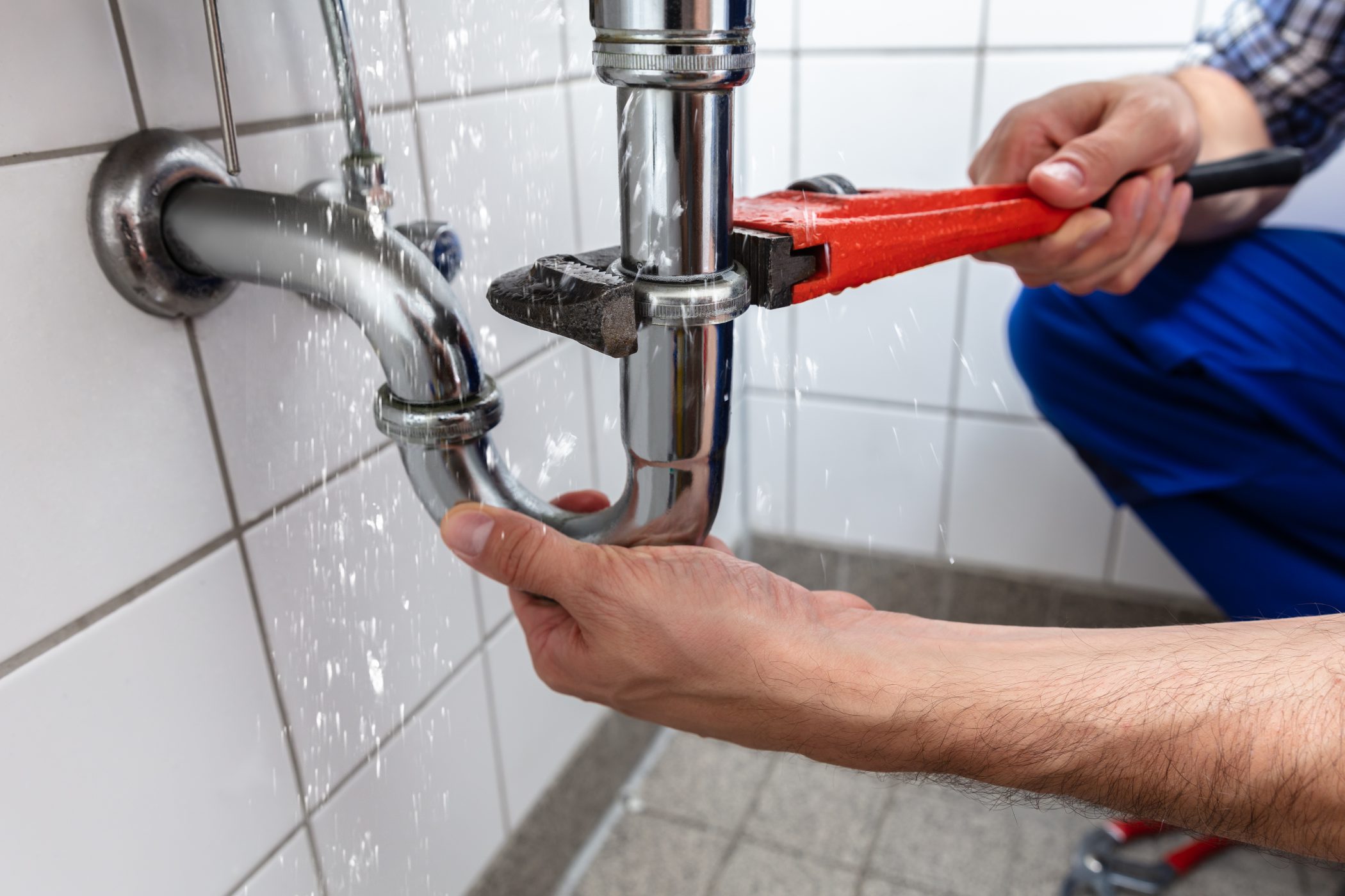 How to Detect Plumbing Leaks at your Home