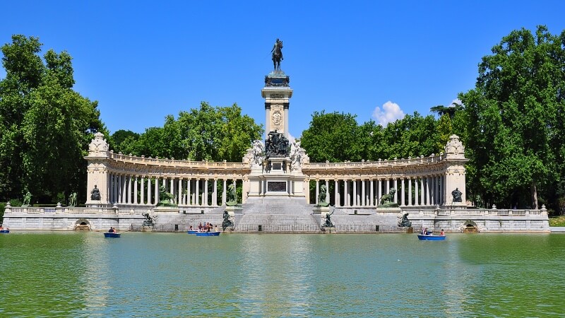 5 Must-Visit Places in Madrid for First Time Visitors