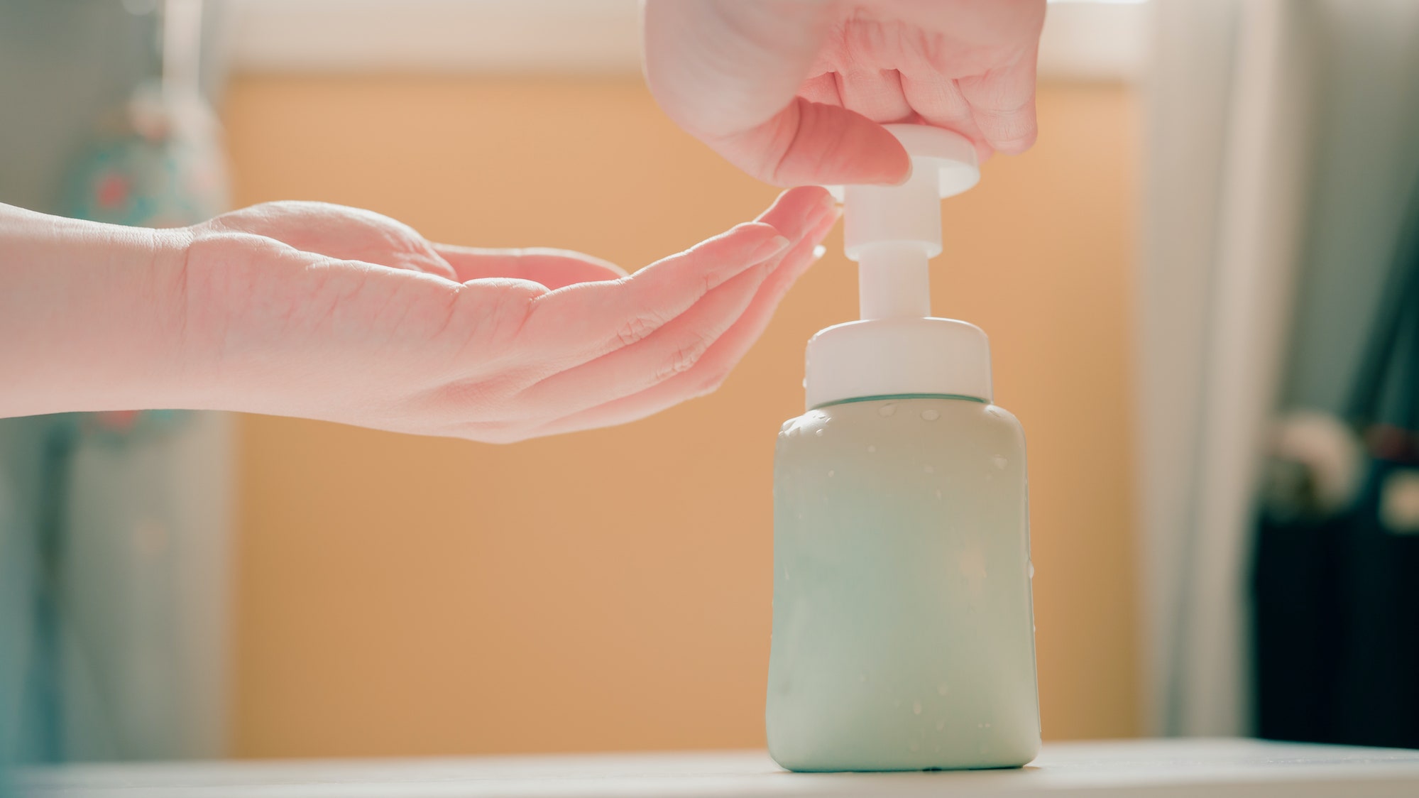 What Is More Effective: pocket Hand Sanitizer or Hand Soap?