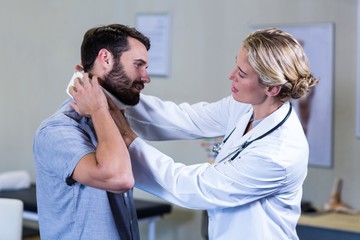 Physical Therapy to Get Relief from Neck Pain