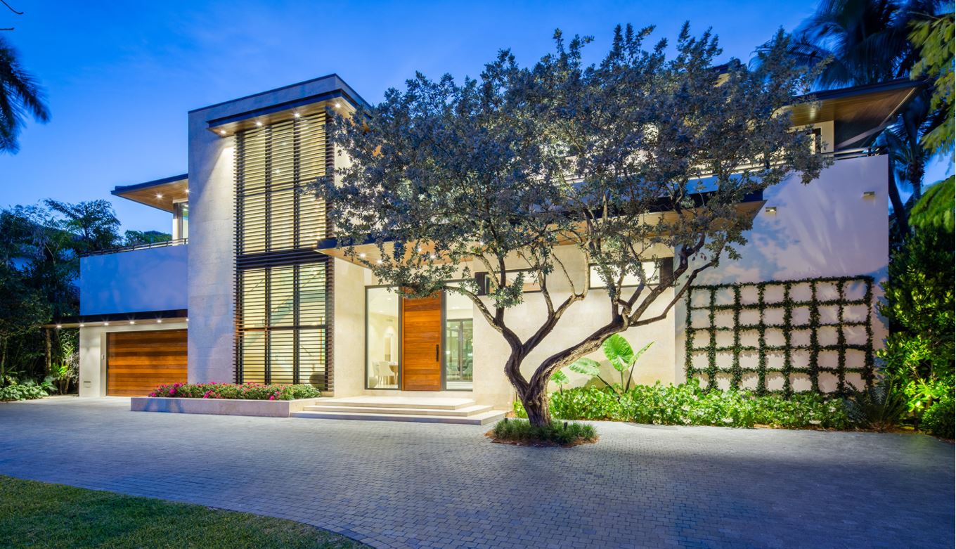 Is There Any Benefit of Hiring a Custom Homes Developer in Miami Beach?