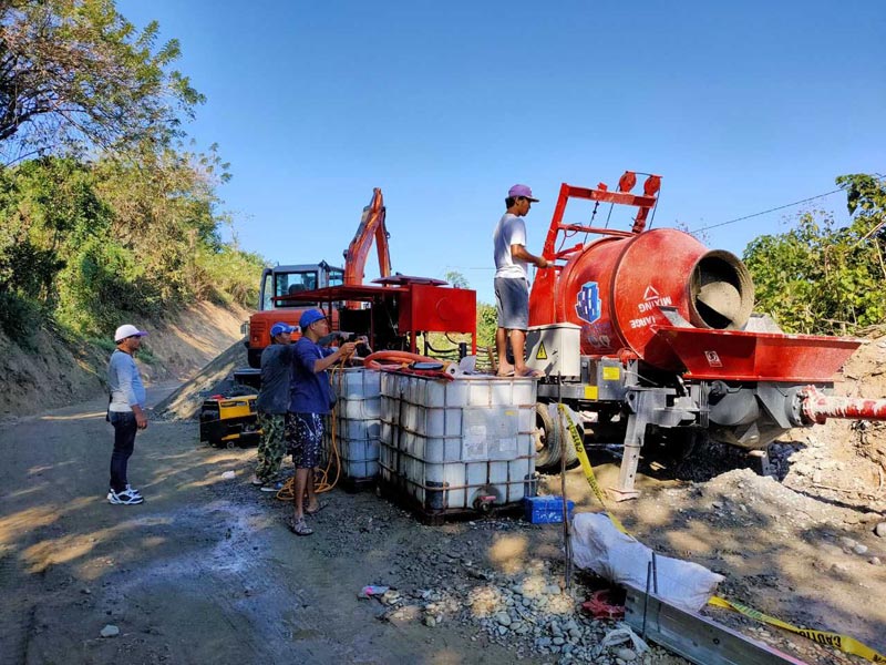 Powerful Mobile Concrete Mixer and Pump in Singapore