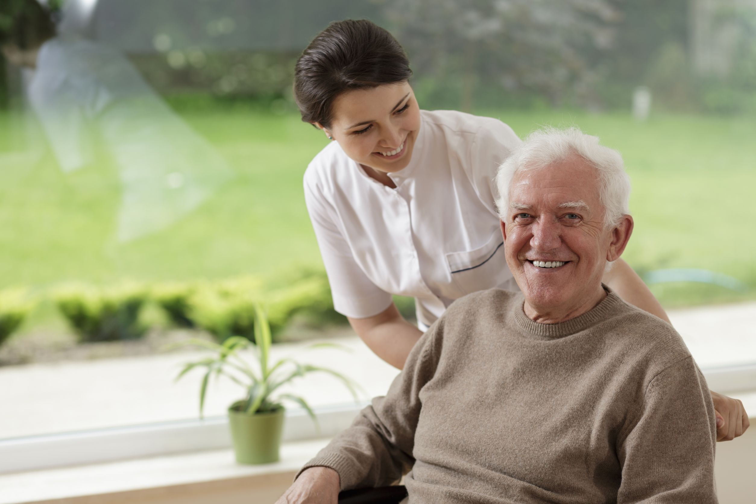 3 Reasons to Consider an Assisted Living Home