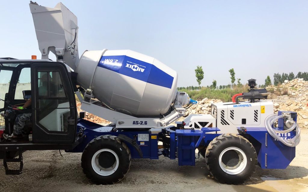 Advantages Of The Self Loading Concrete Mixer USA