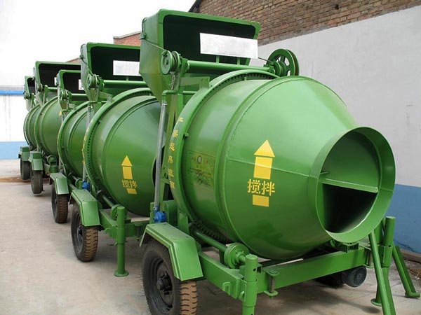 Why You Should Choose A Diesel Concrete Mixer On The Market