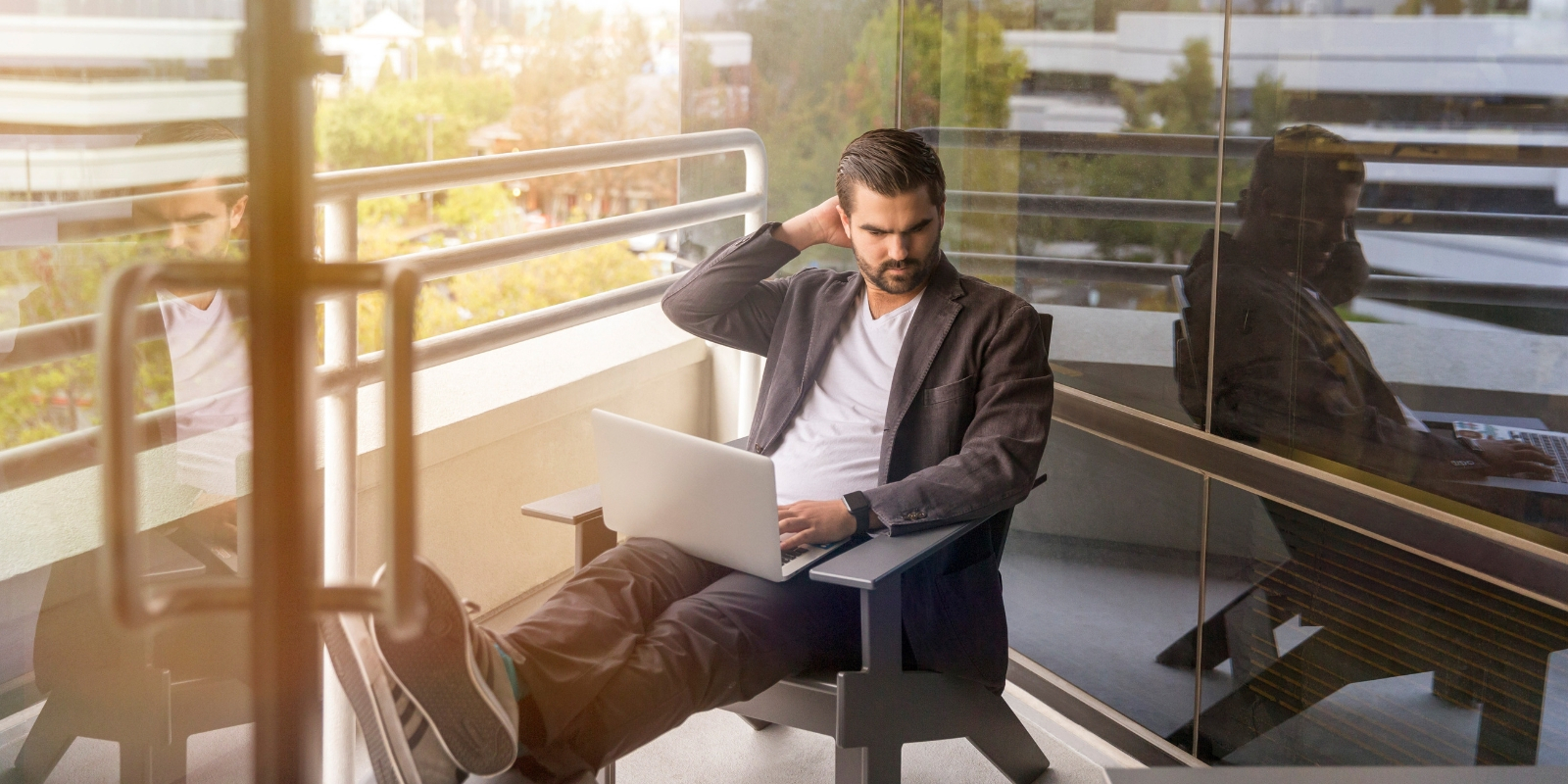 Top Reasons to Correct your Posture at Workplace