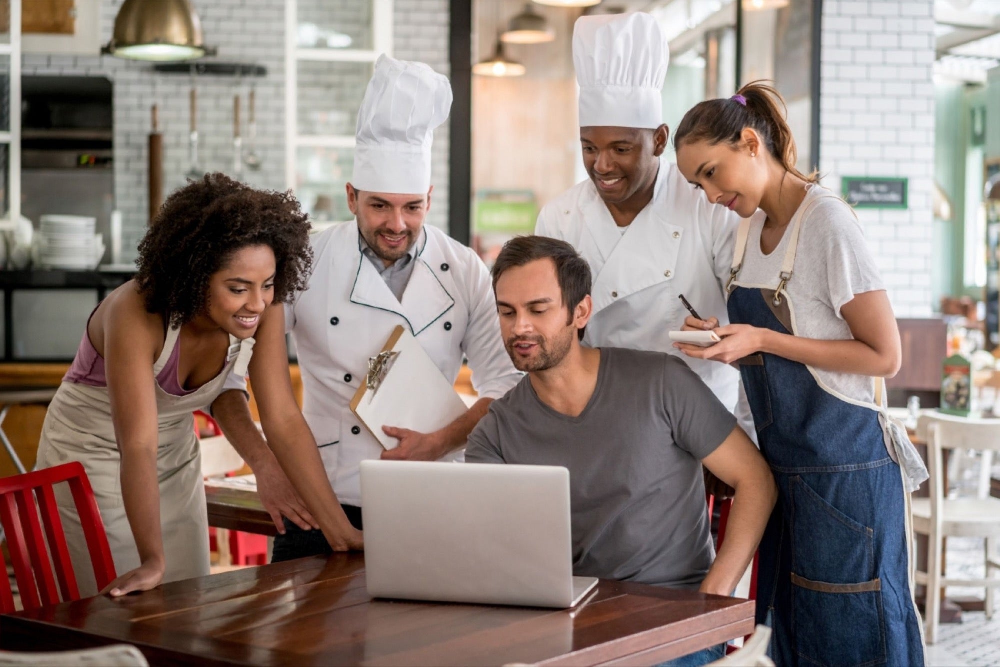 Develop A Restaurant Business Plan To Help You Expand In 2022