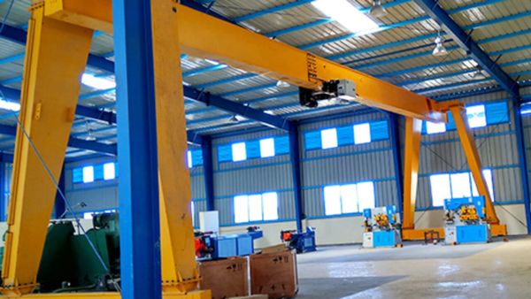 How Can A Fresh 100 Ton Travel Lift Work?