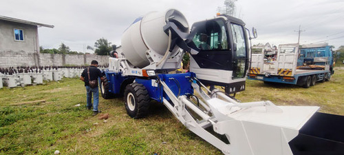 Various Benefits And Features Of Your Self Loading Concrete Mixer