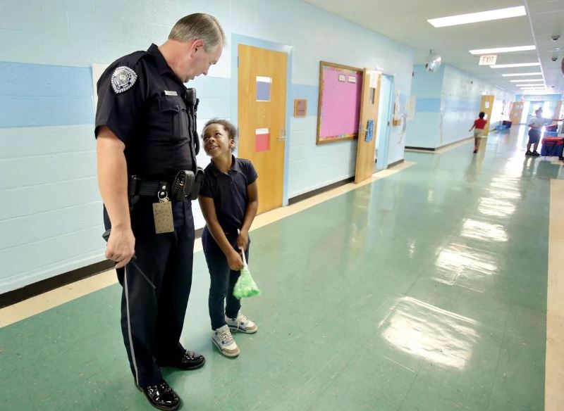 5 Reasons School Security Guards Should be Armed